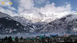 Friendship and Freedom: Discover Manali with Lugbee’s Cloakroom Services